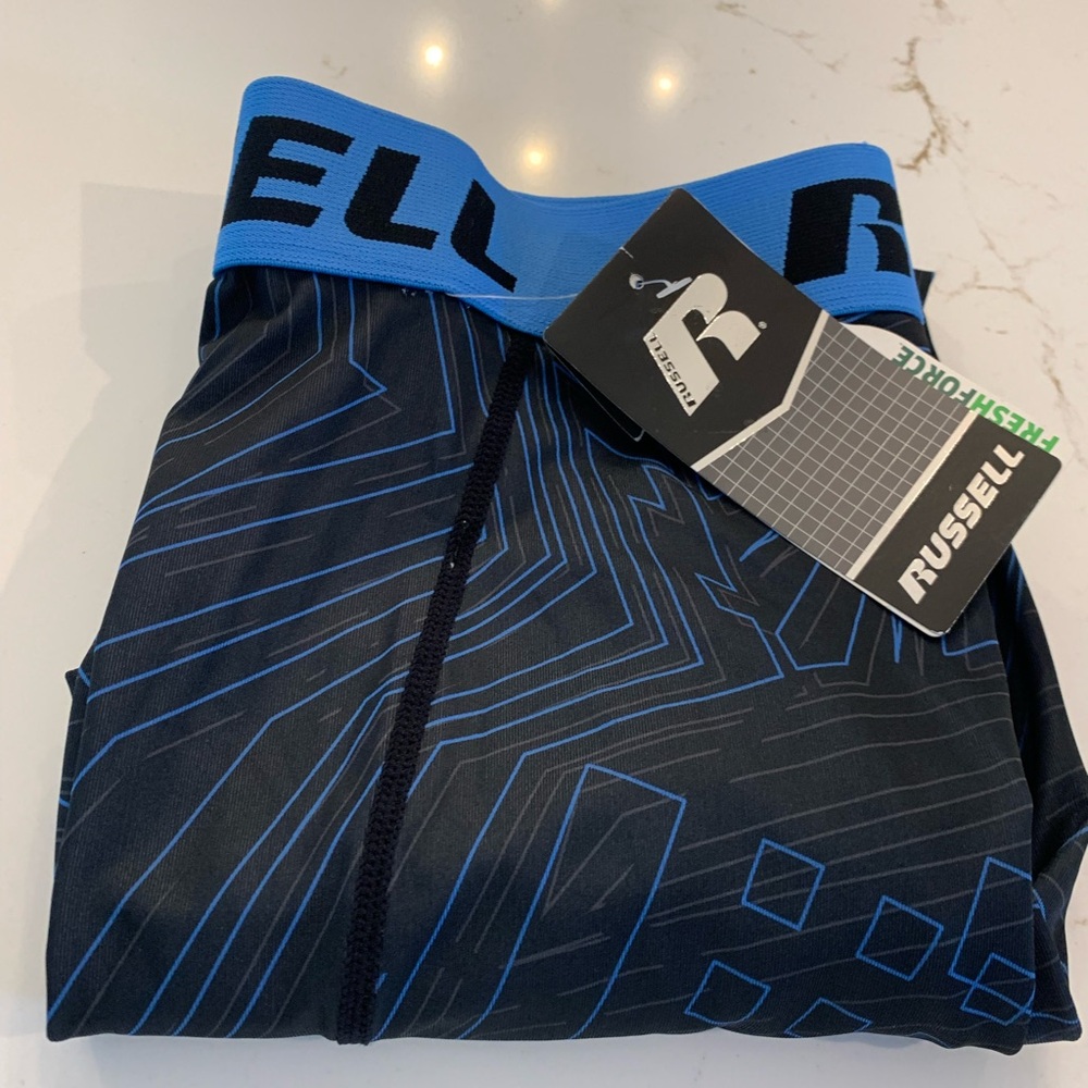 Russell Boys Size XL 14-16 Printed Base Layer 3/4 Compression Legging Pants NEW